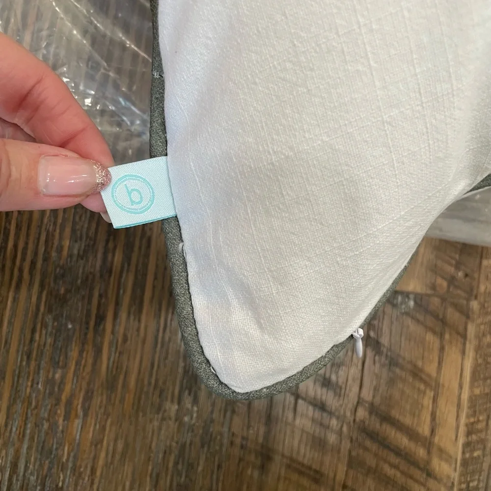 NEW Beddy’s Christmas Lumbar feather linen pillow